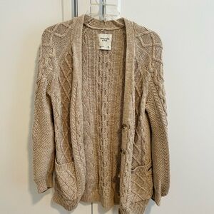 Abercrombie & Fitch Women's Beige Cable Knit Cardigan